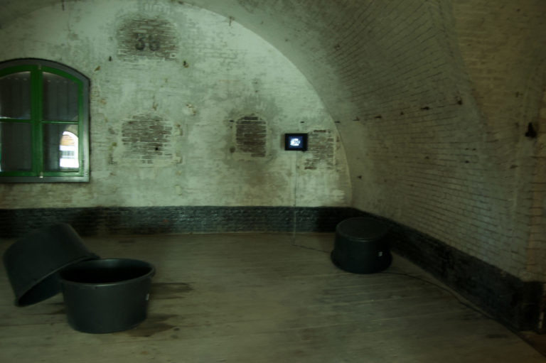 The Silence, Diaserie/video, 1994 - 2018, installatie, getoond in KI Safe Dalfsen, Arti et Amicitiea, Fort bij Asperen